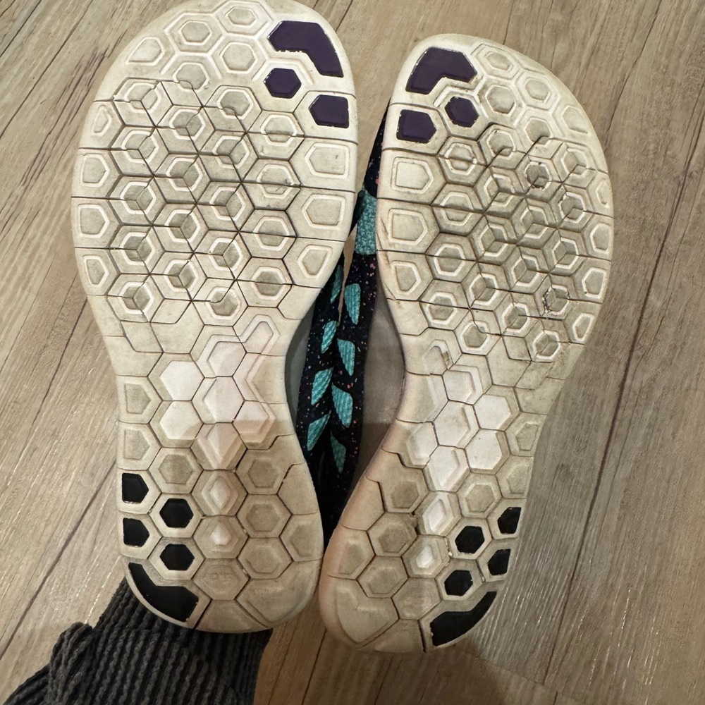 5/$55 !! π₯ Nike Women's Teal and Purple Sneakers - Picture 2 of 4
